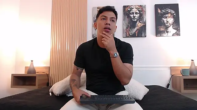 Diego salvatore online show from June 17, 5:47 pm