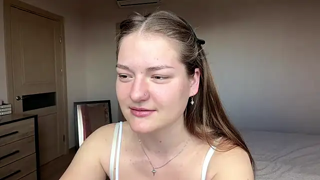 lizzzanatooo online show from May 29, 7:28 am