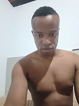 Snapshot of negro_activo chatting on May 26, 11:56 pm negro activo online show from May 26, 11:56 pm
