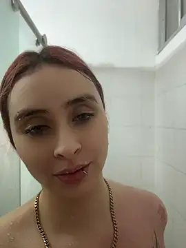Snapshot of Sophia_LuxxX chatting on June 25, 8:46 pm Sophia LuxxX online show from June 25, 8:46 pm
