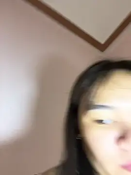 Snapshot of Ari_baby9 chatting on May 29, 9:35 pm Ari baby9 online show from May 29, 9:35 pm
