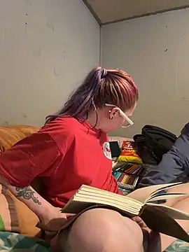 Snapshot of hoeznshi chatting on July 15, 12:16 am hoeznshi online show from July 15, 12:16 am