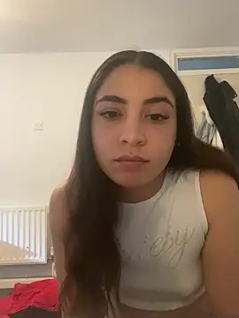 Snapshot of naomiiii55 chatting on June 11, 2:59 pm naomiiii55 online show from June 11, 2:59 pm