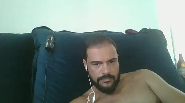 Pistola faminta online show from February 18, 1:44 pm