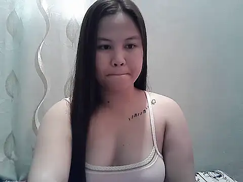 Snapshot of ThePrettySecret chatting on July 12, 4:36 am ThePrettySecret online show from July 12, 4:36 am