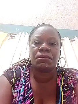 Snapshot of SexyHaven5 chatting on June 7, 11:03 am SexyHaven5 online show from June 7, 11:03 am