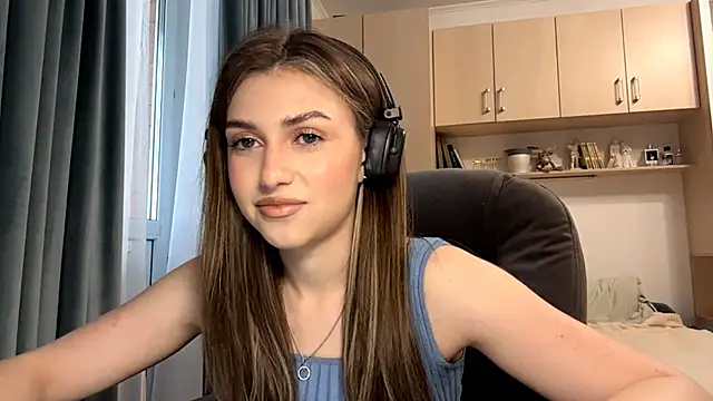 CameTruce online show from June 15, 3:36 pm