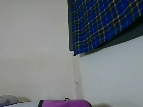 prettyqueenh online show from May 29, 4:21 am