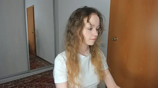 Snapshot of babymolly2 chatting on July 11, 8:00 pm babymolly2 online show from July 11, 8:00 pm