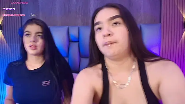 Snapshot of sophi_taylor chatting on July 11, 5:10 am sophi taylor online show from July 11, 5:10 am