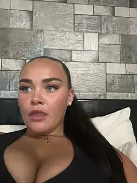 MaddisonWhitex online show from May 30, 7:11 pm