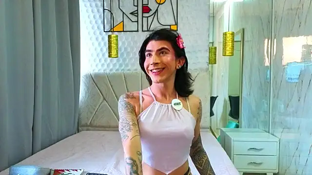 Snapshot of MissScarlett_ chatting on May 28, 8:06 pm MissScarlett online show from May 28, 8:06 pm
