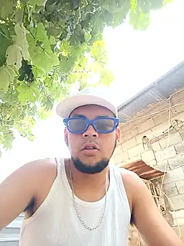 master hairypig2 online show from June 1, 4:41 pm