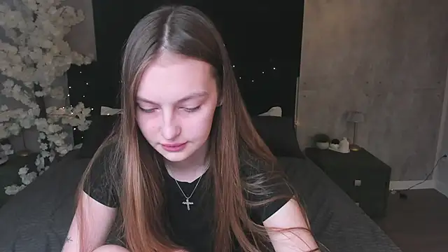 Jessica Jensen online show from June 21, 9:56 am