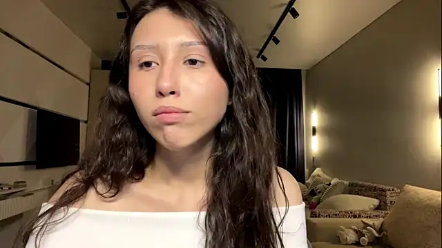 Alicekitty67 online show from May 29, 2:37 pm