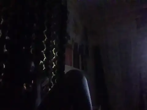 Snapshot of tash_toto chatting on May 30, 5:21 pm tash toto online show from May 30, 5:21 pm