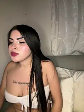 charlotte blairr online show from June 14, 5:31 am