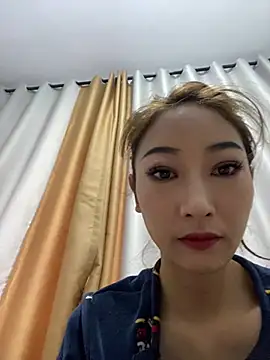 Snapshot of Aloe-20 chatting on July 7, 12:35 am Aloe-20 online show from July 7, 12:35 am