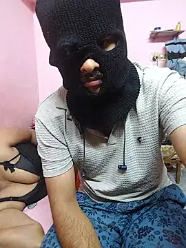 Snapshot of mallu_bindhu chatting on June 20, 6:33 pm mallu bindhu online show from June 20, 6:33 pm