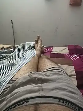 Snapshot of SexyBoy7703 chatting on June 2, 4:42 pm SexyBoy7703 online show from June 2, 4:42 pm