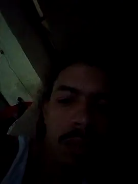 Snapshot of blanquito_leche chatting on July 9, 2:32 pm blanquito leche online show from July 9, 2:32 pm
