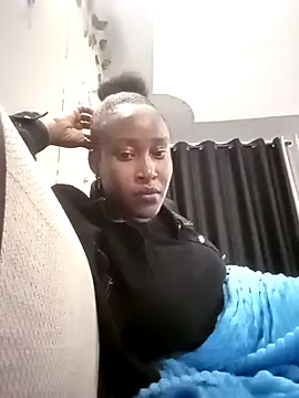 Snapshot of PrettyKemi chatting on July 2, 6:47 pm PrettyKemi online show from July 2, 6:47 pm
