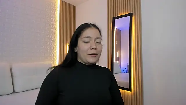 Snapshot of rebecaa_grey chatting on June 13, 4:27 pm rebecaa grey online show from June 13, 4:27 pm