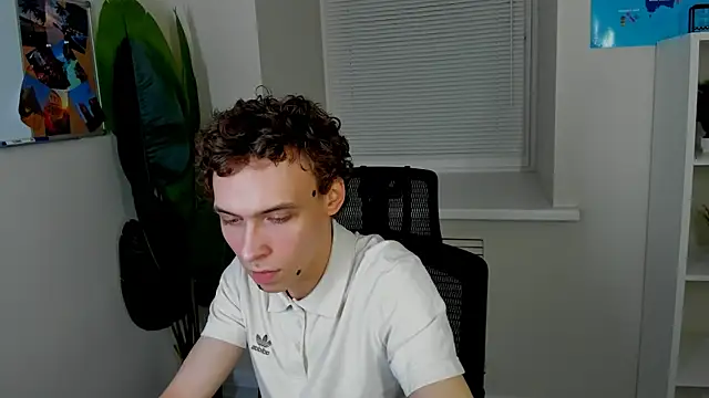 Snapshot of Jacob_Davidson chatting on June 2, 10:39 am Jacob Davidson online show from June 2, 10:39 am