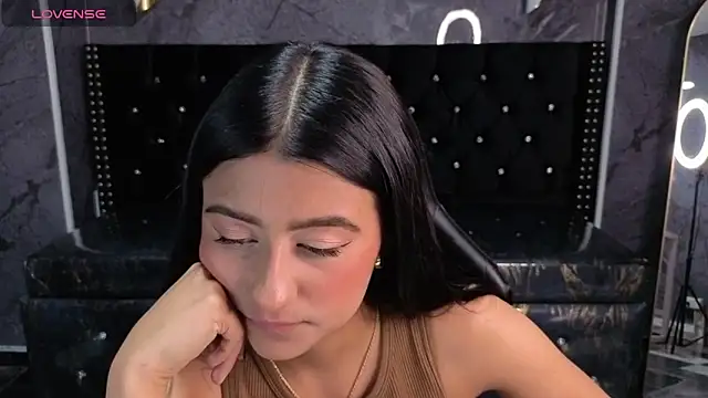 Catalella Little B online show from June 2, 8:33 pm