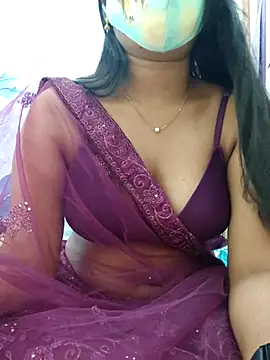 Snapshot of Tamildreamgurl chatting on July 7, 5:32 am Tamildreamgurl online show from July 7, 5:32 am