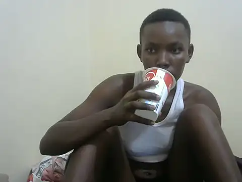 Snapshot of cute_avy0 chatting on July 14, 11:49 am cute avy0 online show from July 14, 11:49 am