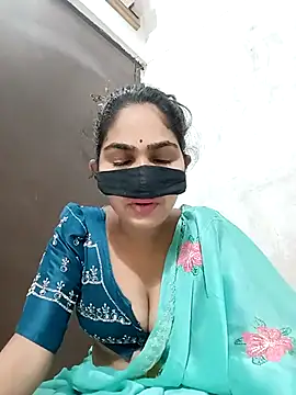 Snapshot of savita97567 chatting on June 24, 3:00 pm savita97567 online show from June 24, 3:00 pm