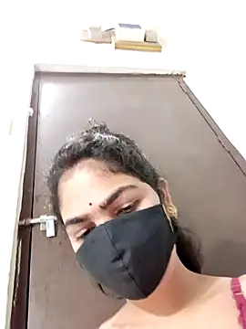 Snapshot of savita97567 chatting on July 18, 10:46 pm savita97567 online show from July 18, 10:46 pm