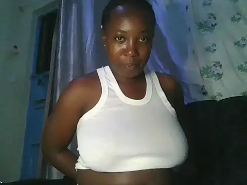 Snapshot of sexy_latisha40 chatting on June 17, 7:15 pm sexy latisha40 online show from June 17, 7:15 pm