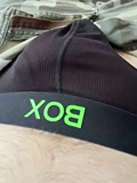 Snapshot of 31gay94 chatting on May 30, 12:13 pm 31gay94 online show from May 30, 12:13 pm