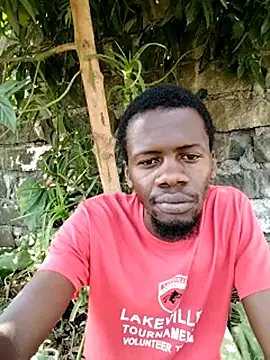 Snapshot of Thee_Biggest chatting on July 9, 9:46 am Thee Biggest online show from July 9, 9:46 am