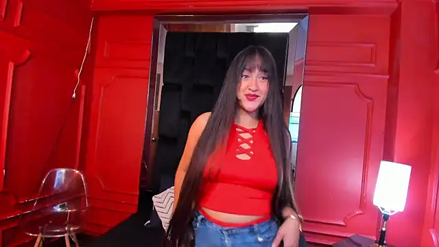 Snapshot of amberhanks chatting on June 5, 12:11 pm amberhanks online show from June 5, 12:11 pm
