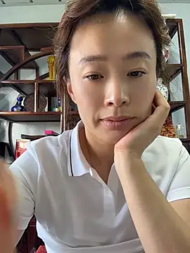 Snapshot of saozi666 chatting on July 4, 8:20 am saozi666 online show from July 4, 8:20 am