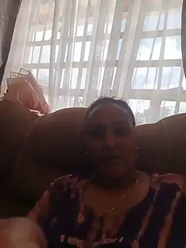 Snapshot of pretty_doll123 chatting on May 31, 8:32 am pretty doll123 online show from May 31, 8:32 am