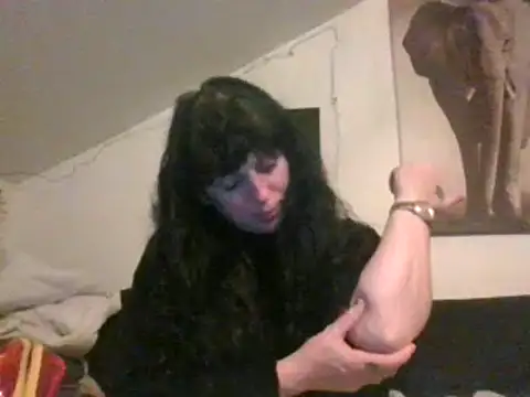 Snapshot of sexujuly88 chatting on December 1, 9:59 pm sexujuly88 online show from December 1, 9:59 pm