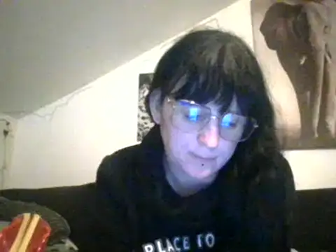 Snapshot of sexujuly88 chatting on December 2, 9:28 pm sexujuly88 online show from December 2, 9:28 pm