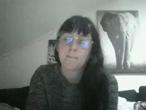 Snapshot of sexujuly88 chatting on December 20, 8:28 am sexujuly88 online show from December 20, 8:28 am