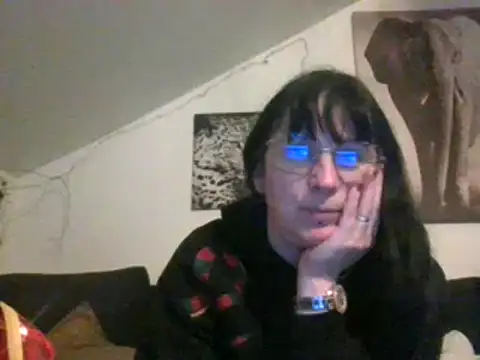 Snapshot of sexujuly88 chatting on January 6, 10:26 pm sexujuly88 online show from January 6, 10:26 pm