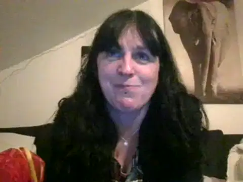 Snapshot of sexujuly88 chatting on February 13, 9:49 pm sexujuly88 online show from February 13, 9:49 pm