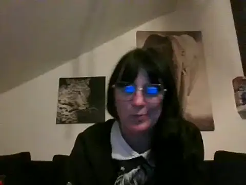 Snapshot of sexujuly88 chatting on September 19, 9:48 pm sexujuly88 online show from September 19, 9:48 pm