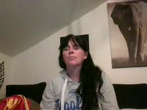 Snapshot of sexujuly88 chatting on October 1, 8:26 pm sexujuly88 online show from October 1, 8:26 pm