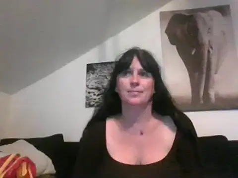 Snapshot of sexujuly88 chatting on October 2, 8:49 pm sexujuly88 online show from October 2, 8:49 pm