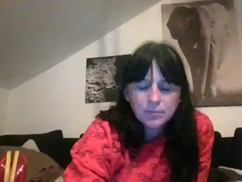 Snapshot of sexujuly88 chatting on October 3, 9:45 pm sexujuly88 online show from October 3, 9:45 pm