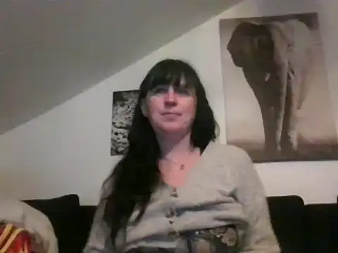 Snapshot of sexujuly88 chatting on October 14, 9:37 pm sexujuly88 online show from October 14, 9:37 pm