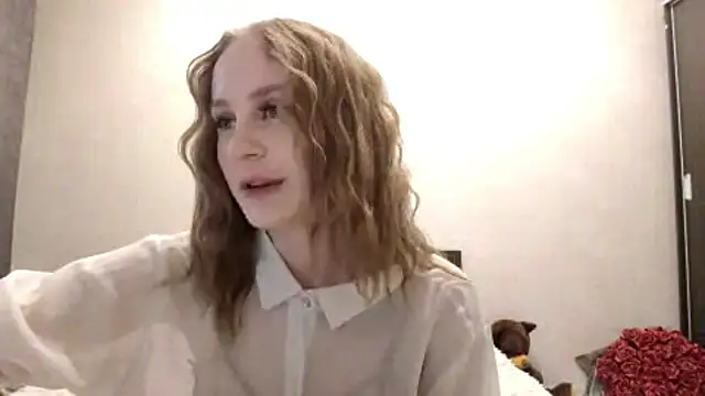Snapshot of AnnamarieMcalpin chatting on June 19, 6:23 pm AnnamarieMcalpin online show from June 19, 6:23 pm